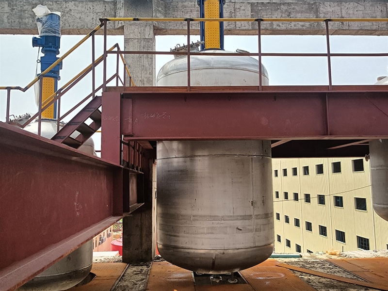 攪拌裝置現(xiàn)場(chǎng)