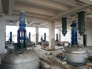 反應釜攪拌裝置現場